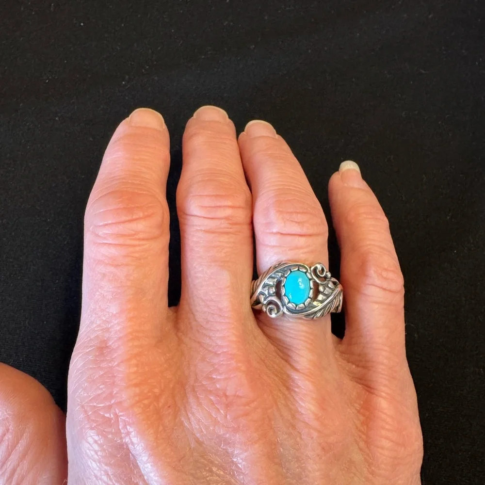 Carolyn Pollack Sterling Silver and Turquoise American West Ring